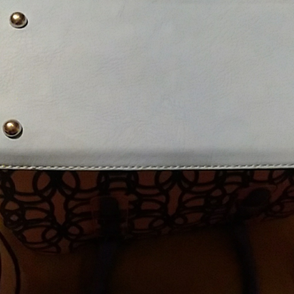 Purse - Picture 6 of 6